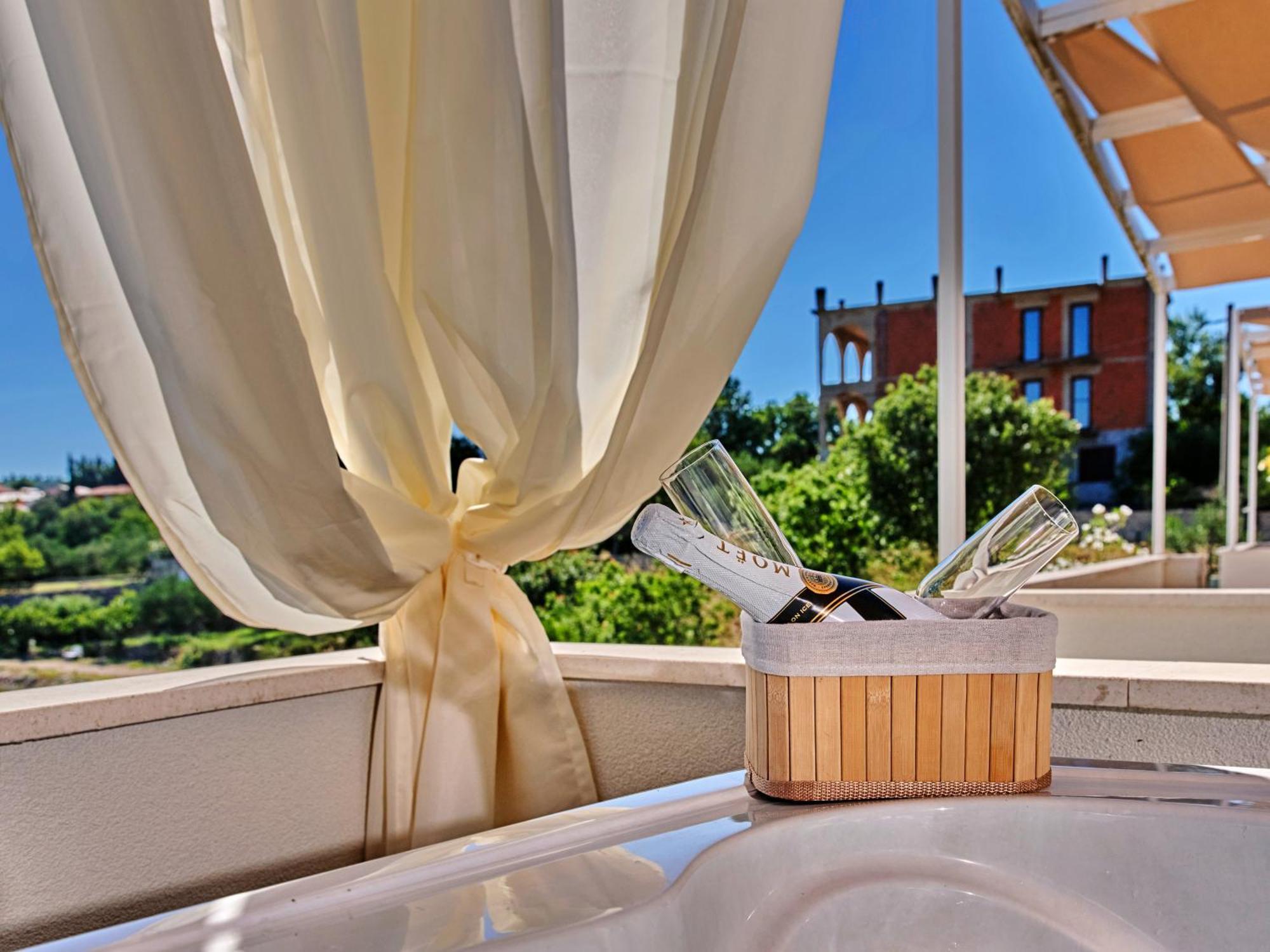 House Ivana With Jacuzzi Vikendica Krusevo (Zadar)